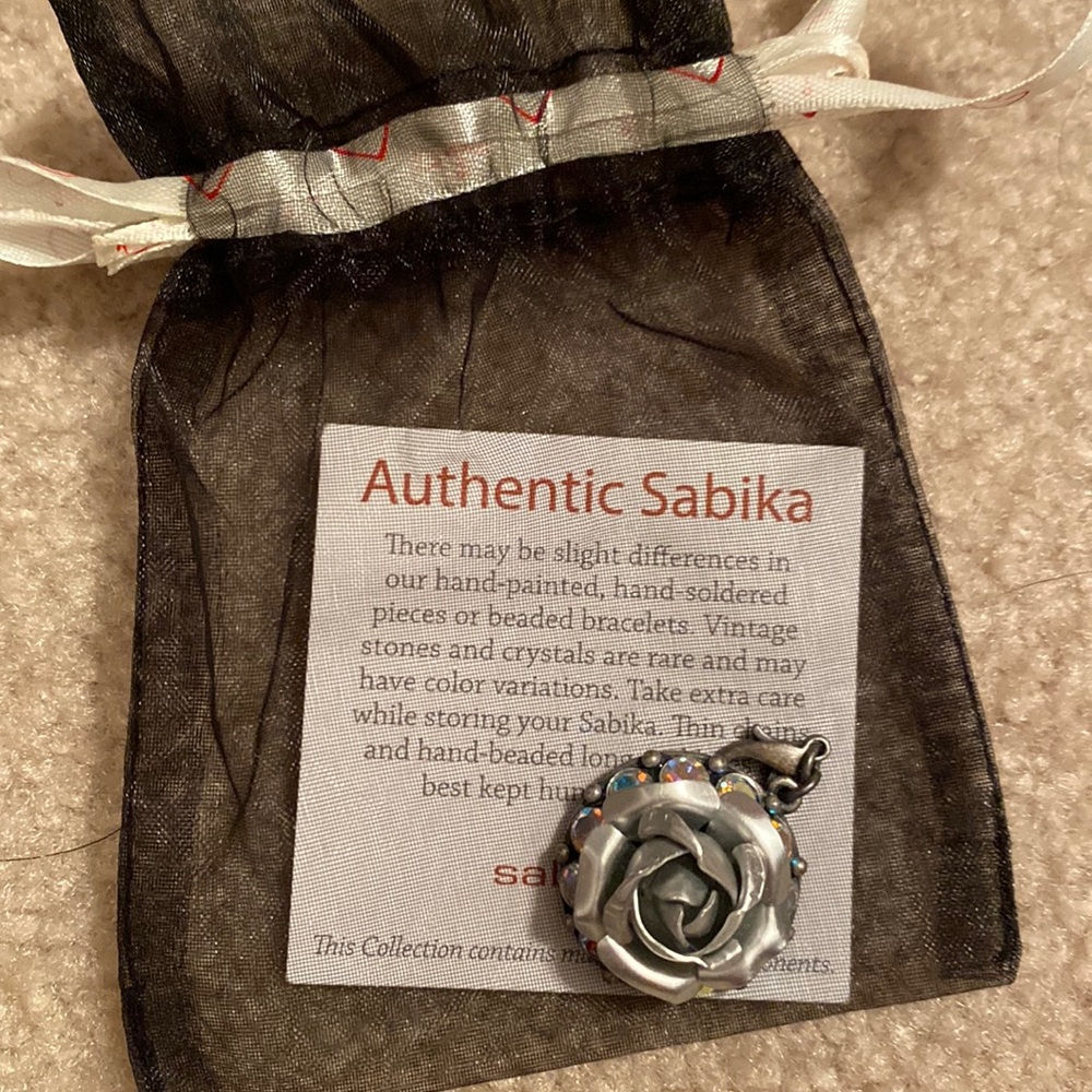Sabika Rose Pendant